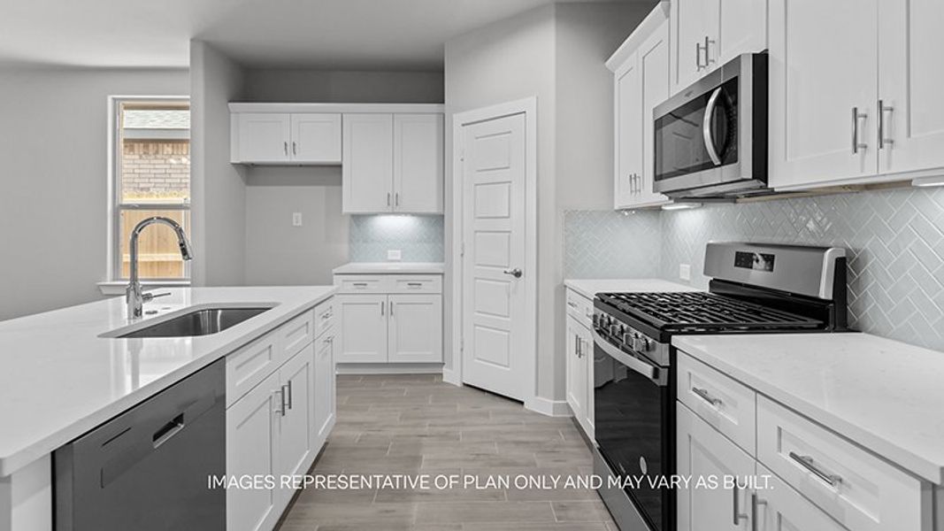 Furnished interior view inside a new home in Westmont, Lubbock (Image 5).