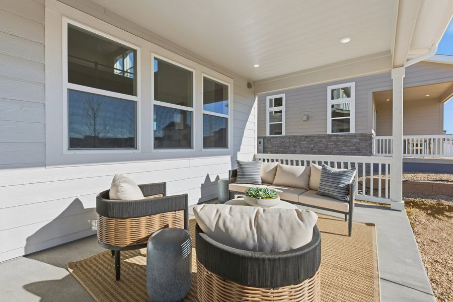 Representative exterior details of a home built from the 5007 by Risewell Homes in The Estates Collection at Murphy Creek, Aurora (Image 2). Representative exterior details of a home built from the 5007 by Risewell Homes in The Estates Collection at Murphy Creek, Aurora (Image 2).