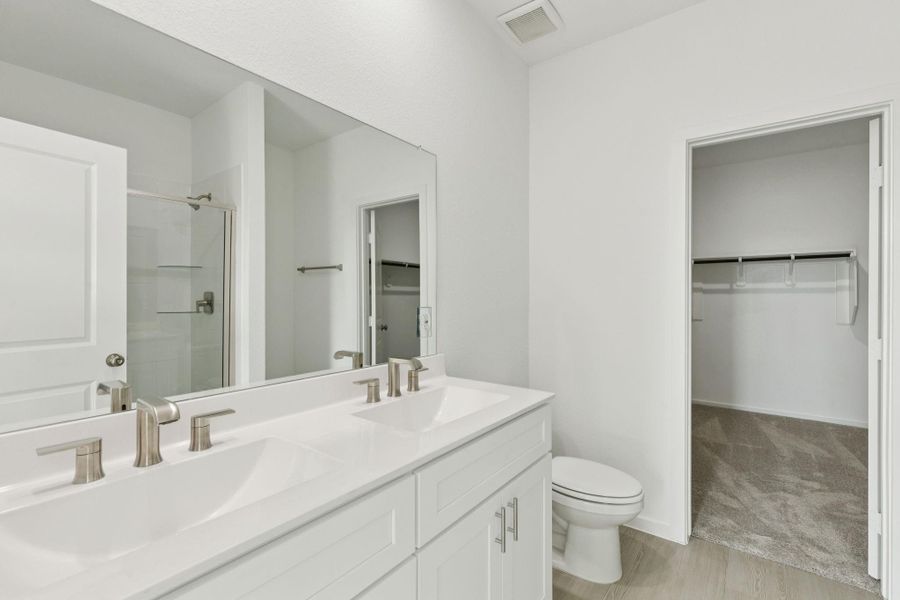 Furnished interior view inside a new home in Windcress, Baytown (Image 7).