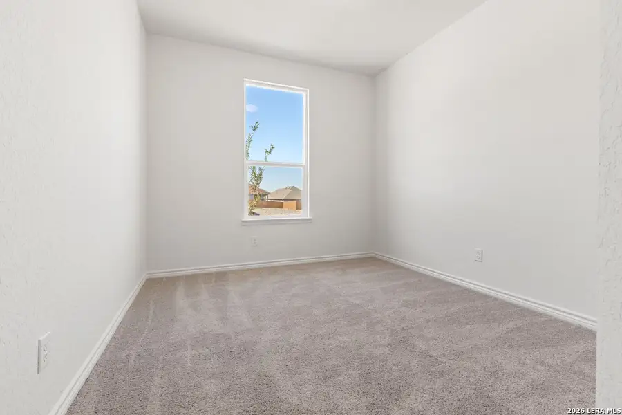 Spacious, unfurnished interior of a new home in Knox Ridge, Converse (Image 15).