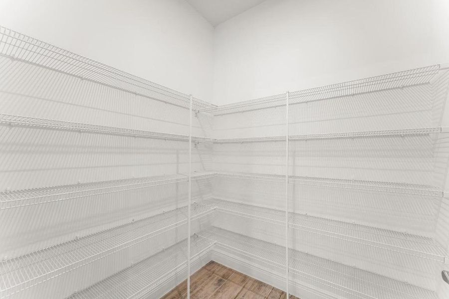 US_SEF_Marguerite_Lot 25_Pantry