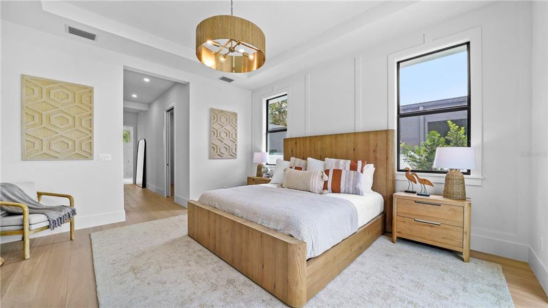 Furnished interior view inside a new home in , Sarasota (Image 41).