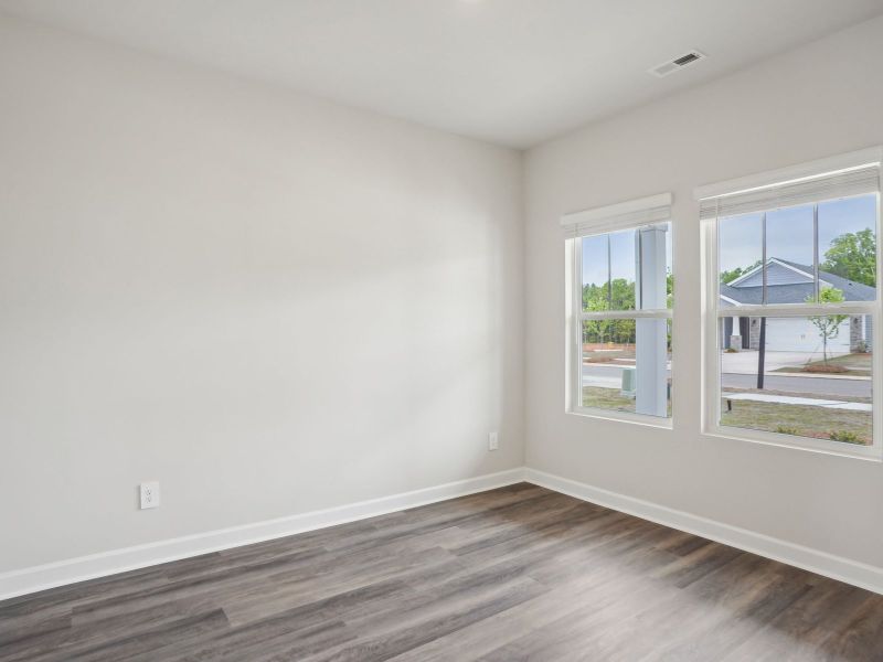 Spacious, unfurnished interior of a new home in Harper Landing, Stanley (Image 9).