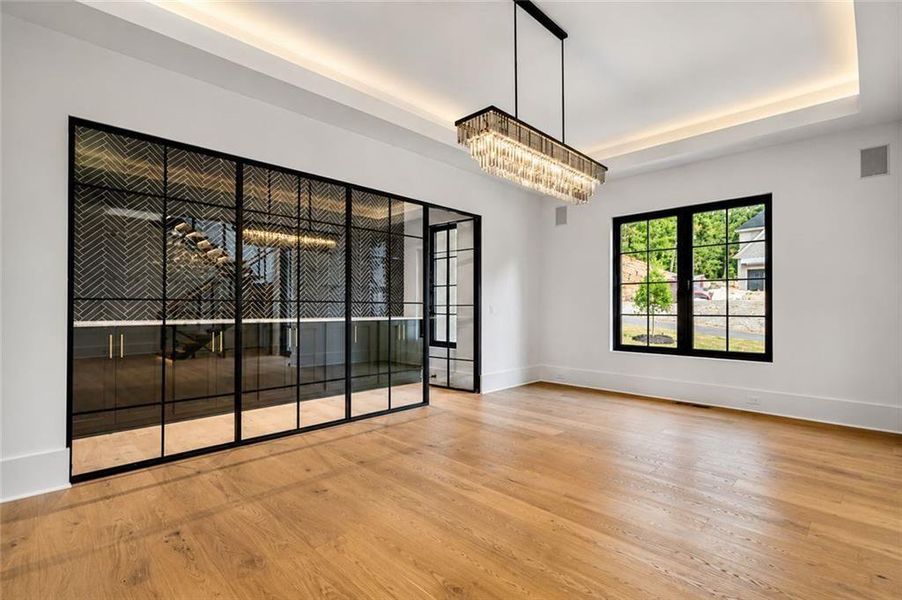 Spacious, unfurnished interior of a new home in , Alpharetta (Image 27).