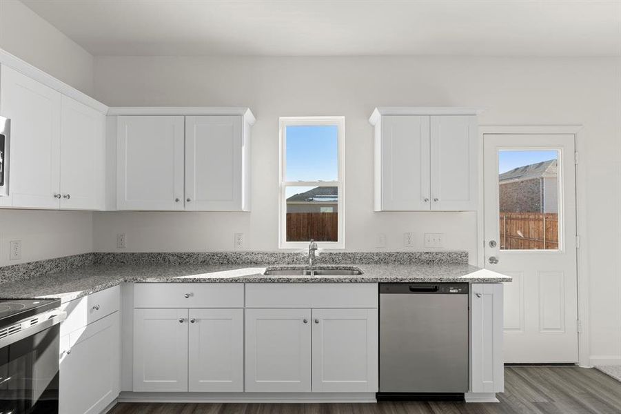 11. 205 Connecticut - Kitchen (2)