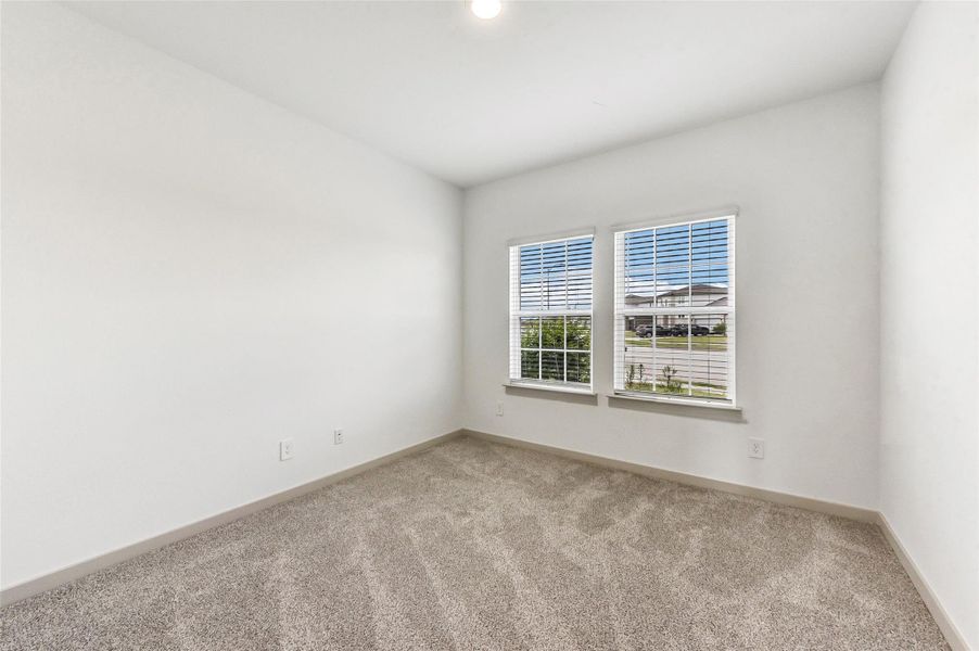 Spacious, unfurnished interior of a new home in , Missouri City (Image 28).