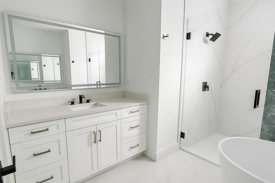 Furnished interior view inside a new home in , Cape Coral (Image 7). Furnished interior view inside a new home in , Cape Coral (Image 7).