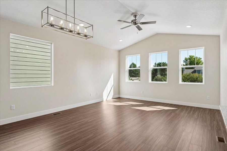 Spacious, unfurnished interior of a new home in Pony Park, Colorado Springs (Image 16).