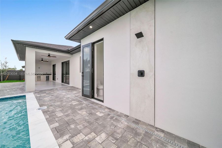 Exterior details and patio area of a home in , Cape Coral (Image 34).