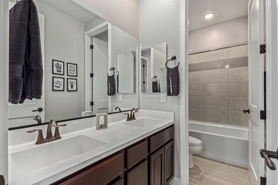 Representative furnished interior of a home built from the Plan 4413 by Scott Communities in The Views at Rancho Cabrillo, Peoria (Image 7).