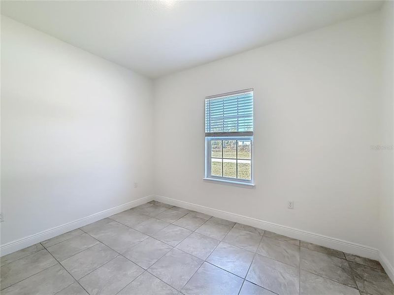 Spacious, unfurnished interior of a new home in , Ocala (Image 18).