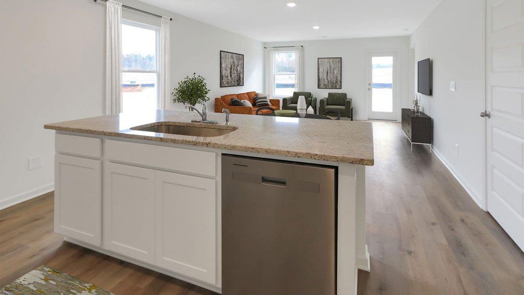 Furnished interior view inside a new home in Liberty, Panama City (Image 6).