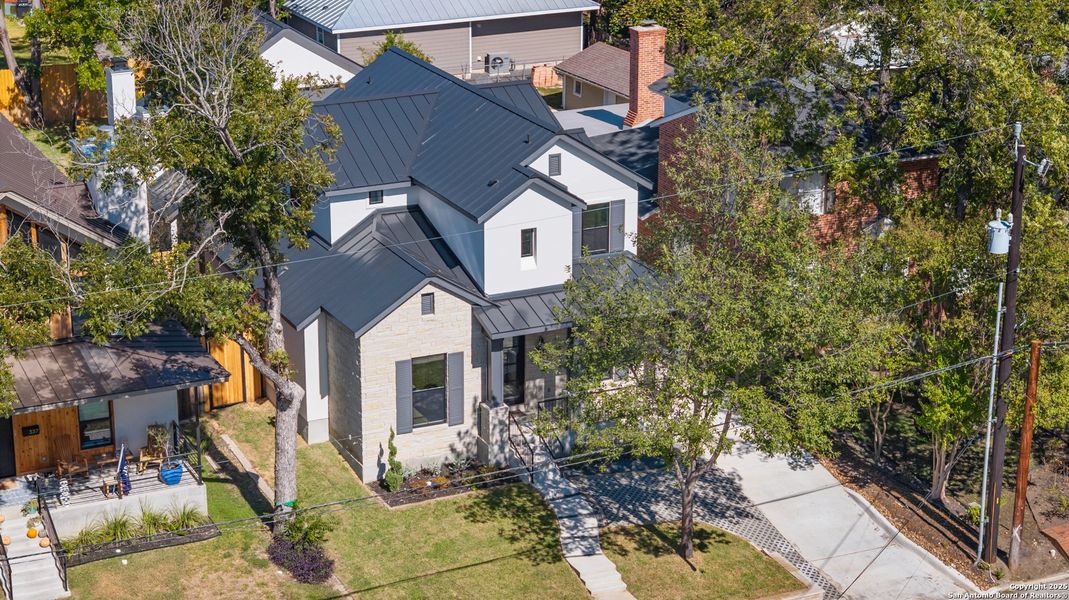 Exterior details and patio area of a home in , San Antonio (Image 25).
