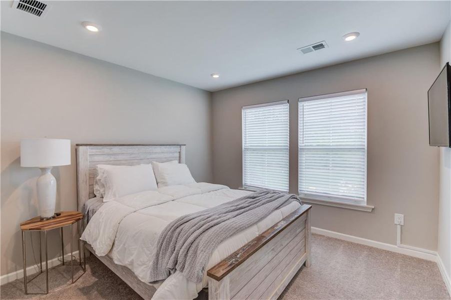 Furnished interior view inside a new home in Twin Lakes, Hoschton (Image 15).