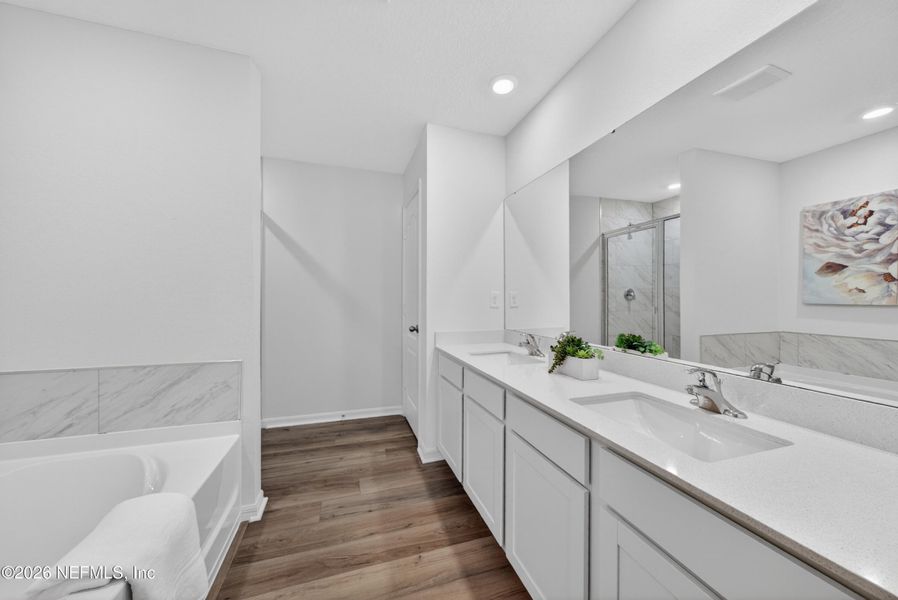 Furnished interior view inside a new home in , Jacksonville (Image 7).