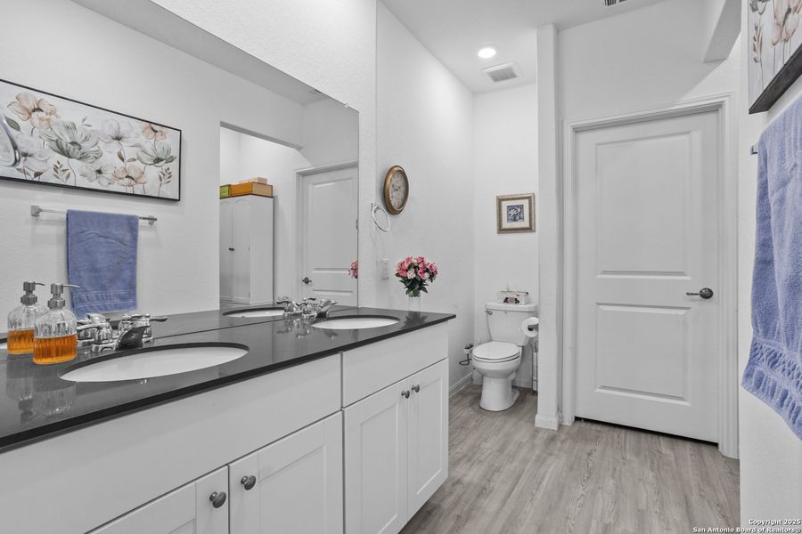 Furnished interior view inside a new home in , San Antonio (Image 31).