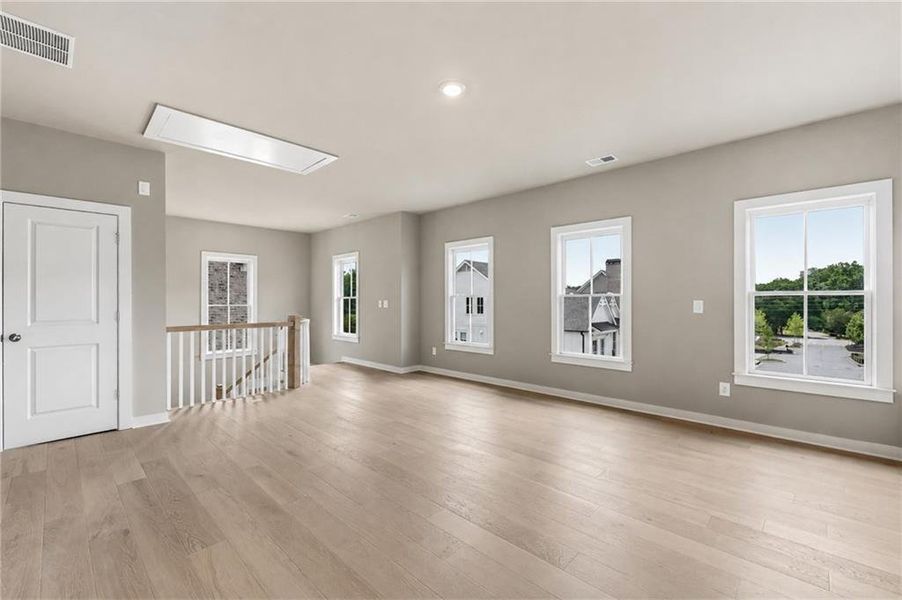 Spacious, unfurnished interior of a new home in , Milton (Image 24).