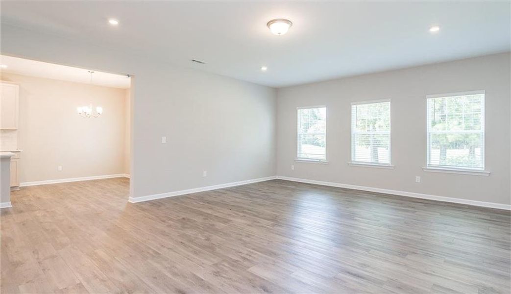 Spacious, unfurnished interior of a new home in Sagebrook, Powder Springs (Image 16).
