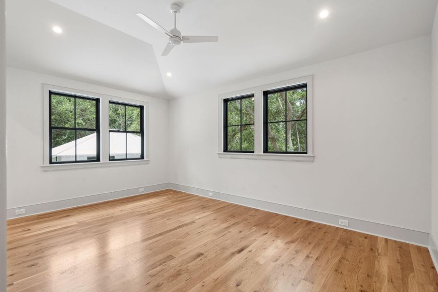 Spacious, unfurnished interior of a new home in , Johns Island (Image 78).