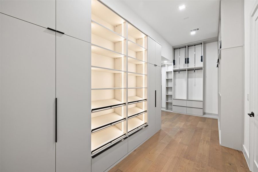 Image 36 of a home in . Image 36 of a home in .