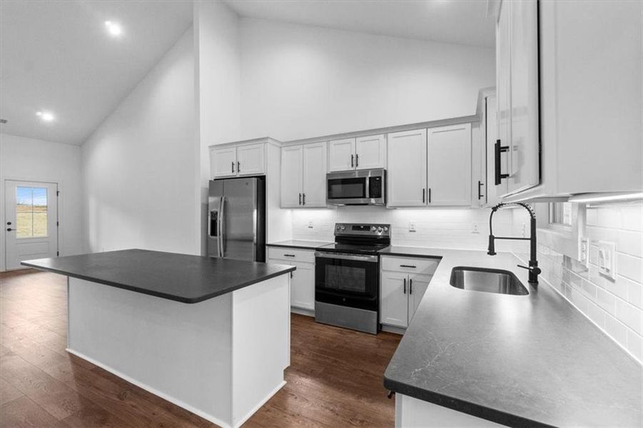 Furnished interior view inside a new home in , Monroe (Image 15).