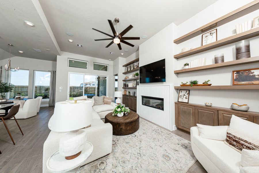 Representative furnished interior of a home built from the Mckinney by Beazer Homes in Ellwood, Iowa Colony (Image 7).