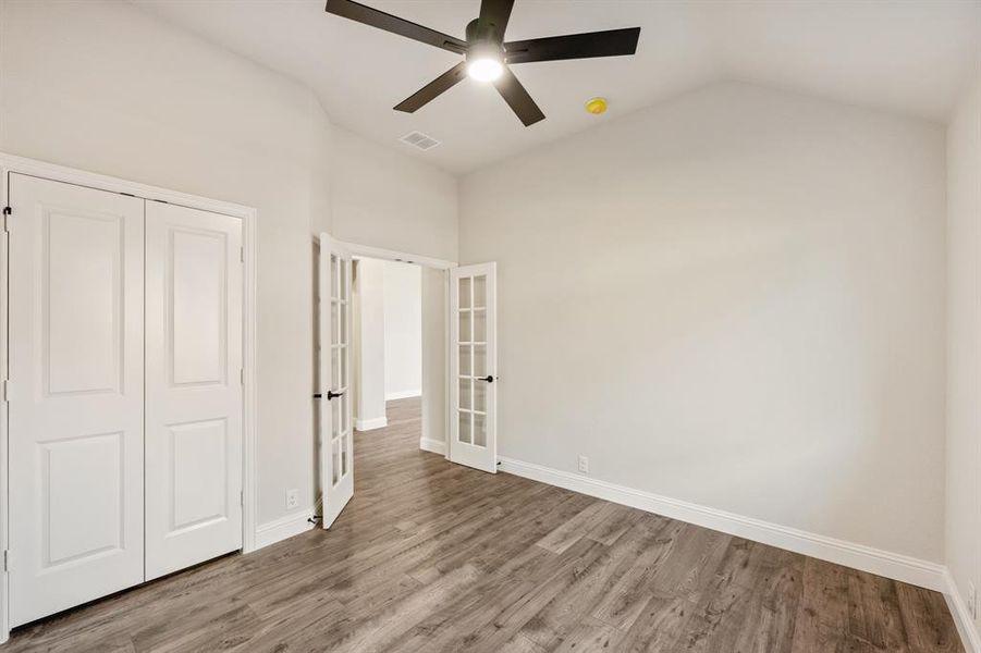 Spacious, unfurnished interior of a new home in Parks at Panchasarp Farms 55-60, Burleson (Image 30).