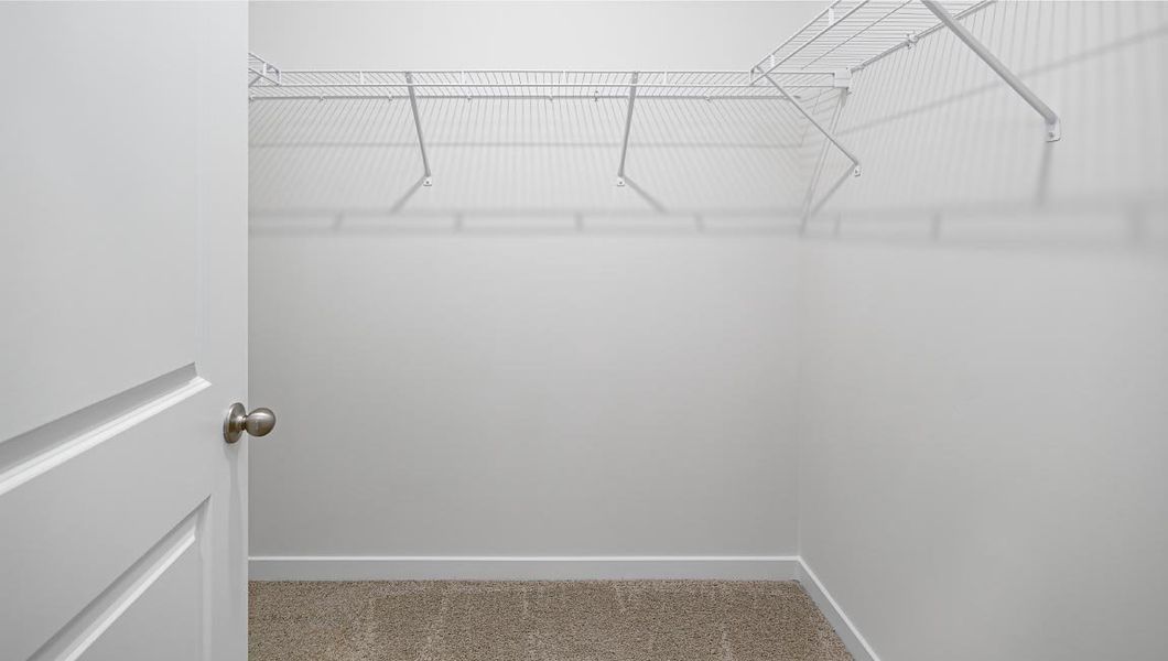 Spacious, unfurnished interior of a new home in Valley View, Waynesville (Image 17).