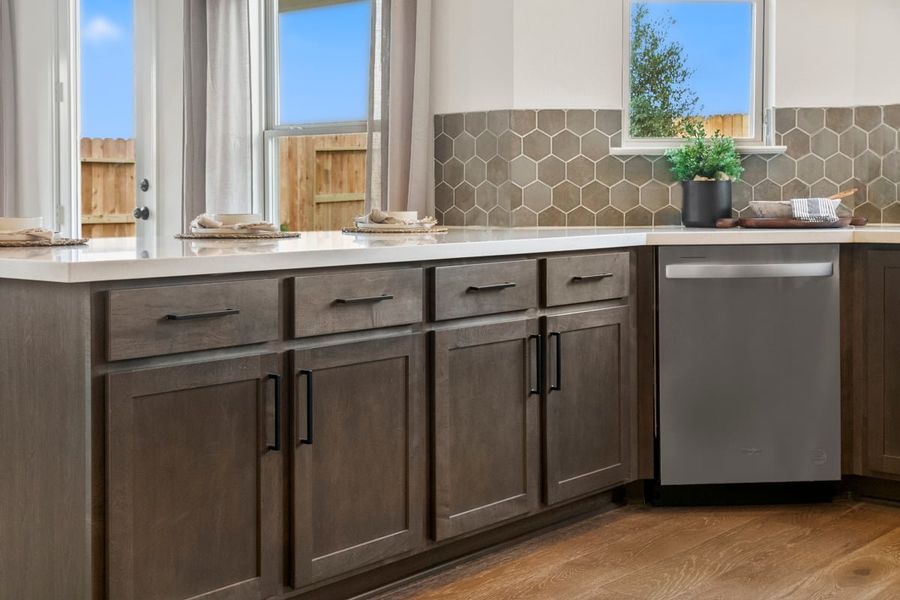 Kitchen breakfast bar