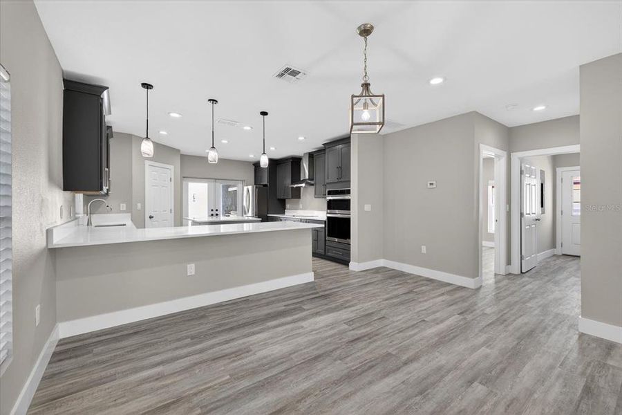 Image 76 of a home in .