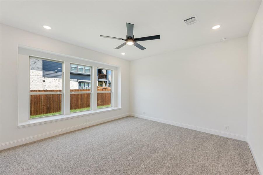 Spacious, unfurnished interior of a new home in Trees Farm, DeSoto (Image 20). Spacious, unfurnished interior of a new home in Trees Farm, DeSoto (Image 20).