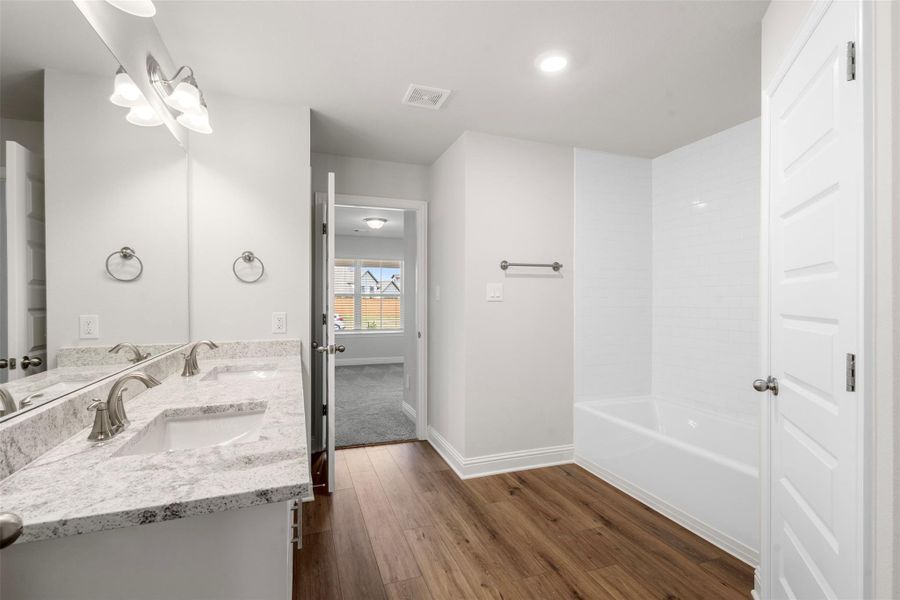 *STOCK PHOTOS - COLORS & FEATURES MAY VARY