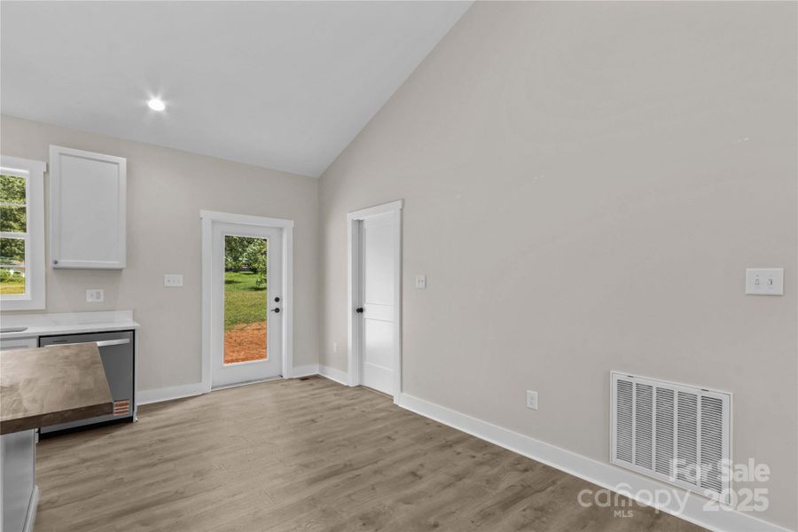 Spacious, unfurnished interior of a new home in , Statesville (Image 14).