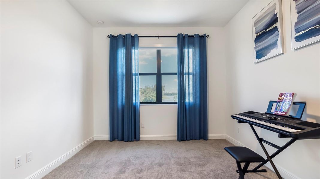 Image 37 of a home in .