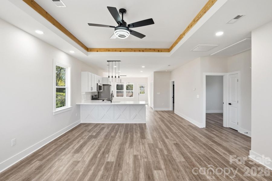 Spacious, unfurnished interior of a new home in , Concord (Image 37).