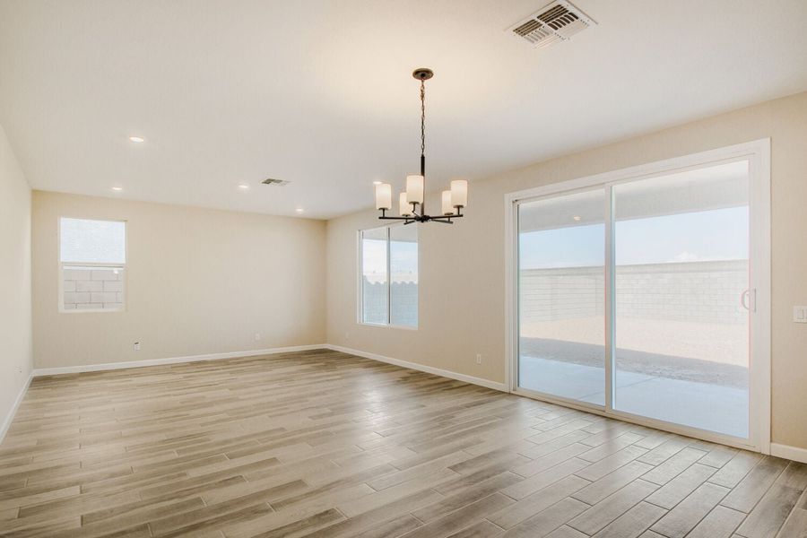 New Home in Goodyear, AZ.  - Slide 5