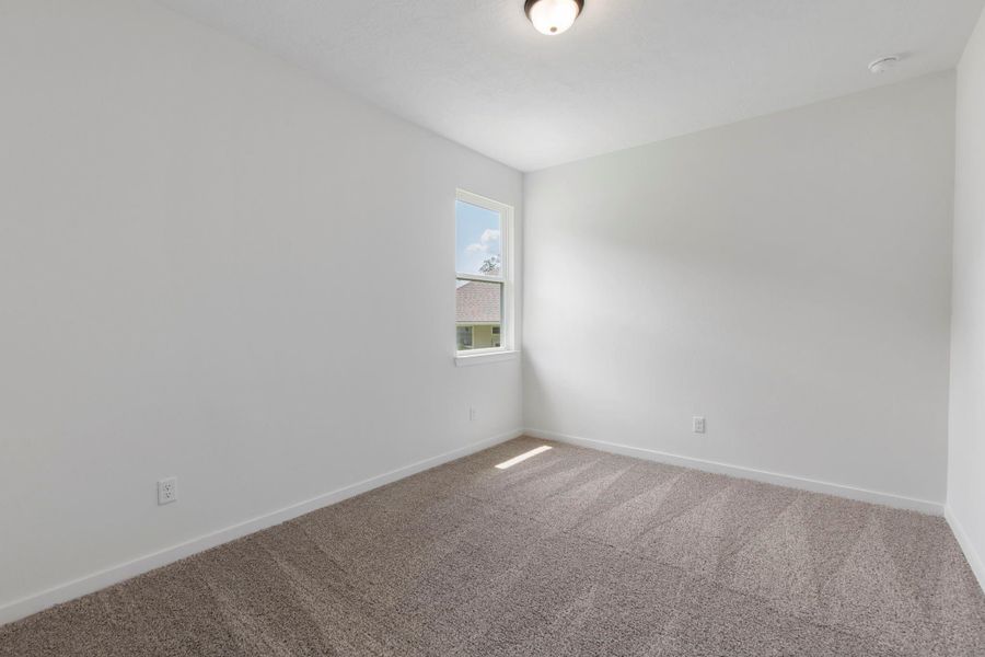 Spacious, unfurnished interior of a new home in Spring Lake, Huntsville (Image 34).