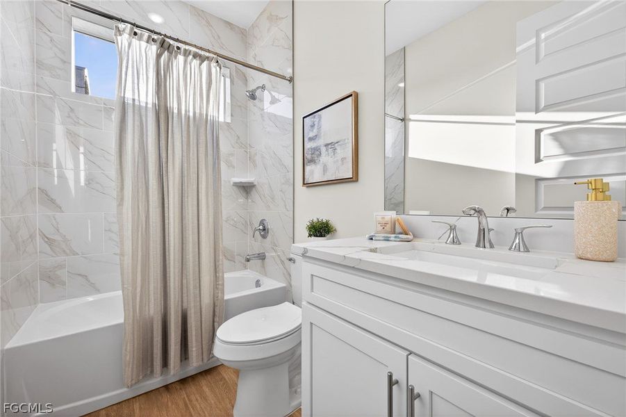 Furnished interior view inside a new home in Cape Coral, Cape Coral (Image 17).