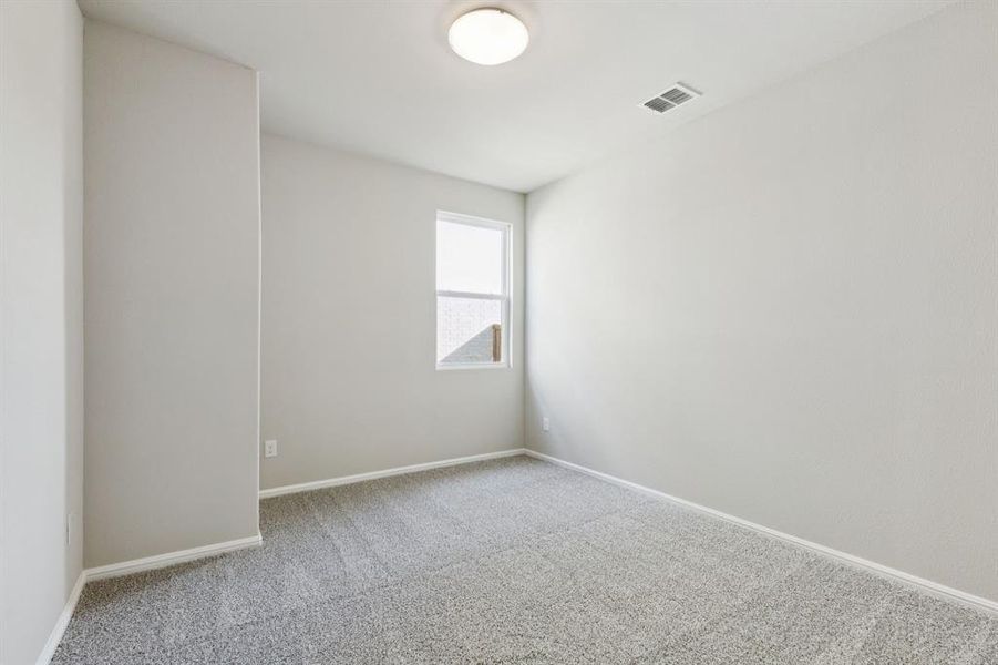 Spacious, unfurnished interior of a new home in AnaCapri, Anna (Image 19).