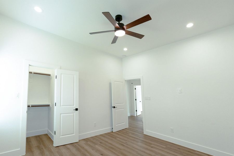 Spacious, unfurnished interior of a new home in , Houston (Image 23).