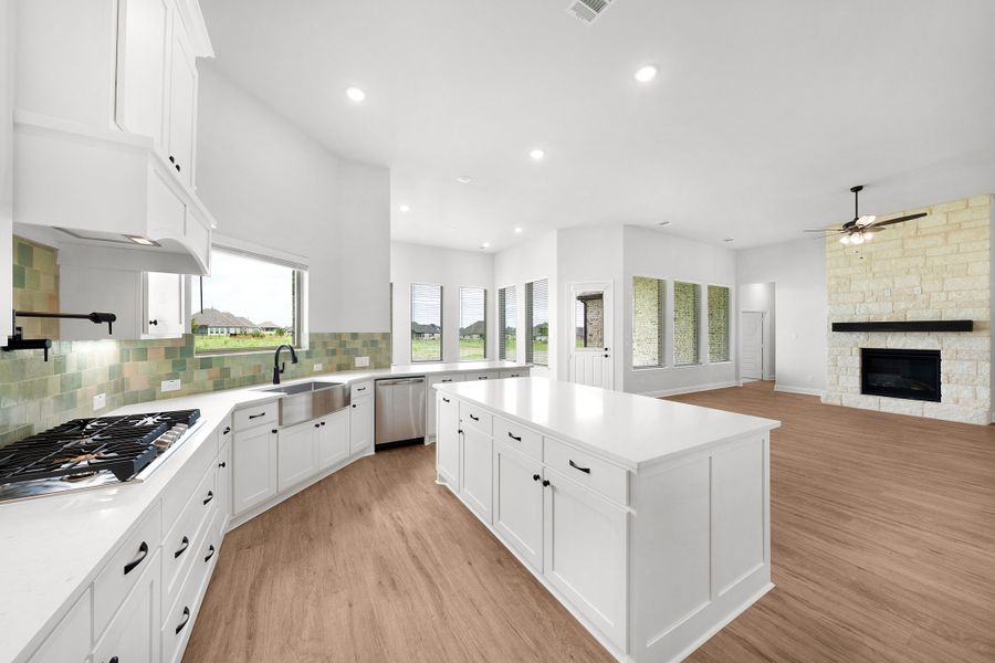 Furnished interior view inside a new home in Heritage, McLendon-Chisholm (Image 9).