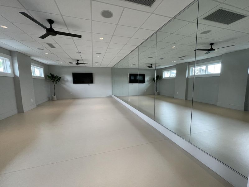 Spacious, unfurnished interior of a new home in Nexton, Summerville (Image 38).