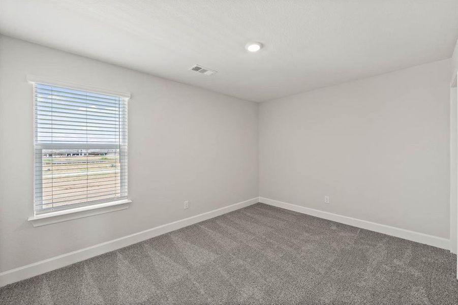 Spacious, unfurnished interior of a new home in Yarbrough Farms, Pilot Point (Image 7). Spacious, unfurnished interior of a new home in Yarbrough Farms, Pilot Point (Image 7).