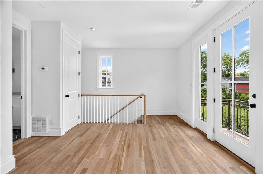 Spacious, unfurnished interior of a new home in , Atlanta (Image 63). Spacious, unfurnished interior of a new home in , Atlanta (Image 63).