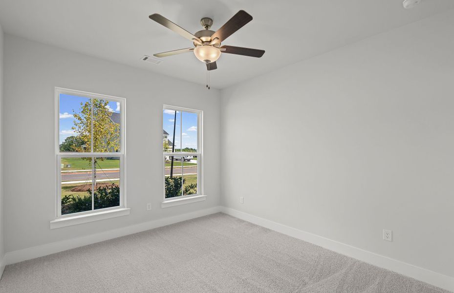 Spacious, unfurnished interior of a new home in Creekside at Skelton, Hoschton (Image 23).
