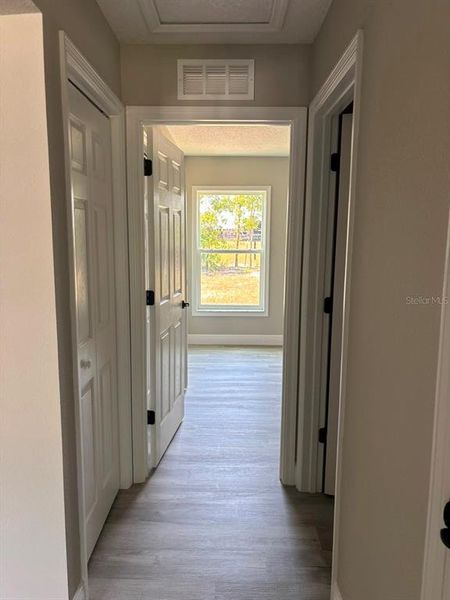 Spacious, unfurnished interior of a new home in , Dunnellon (Image 19).