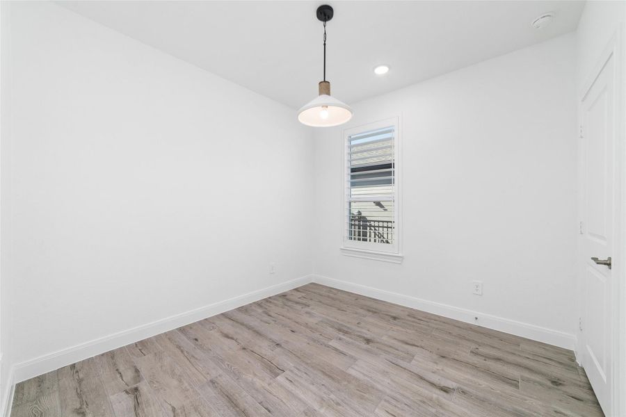 Guest Room Guest Room