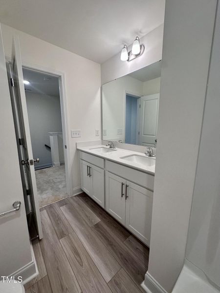 Secondary Bathroom Secondary Bathroom