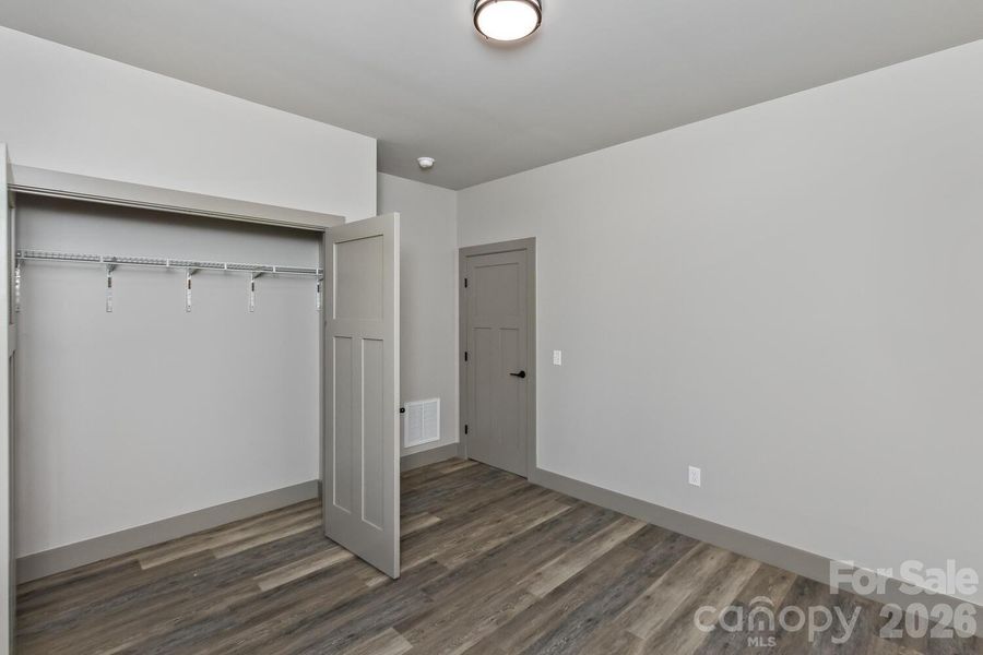Spacious, unfurnished interior of a new home in , Asheville (Image 17).