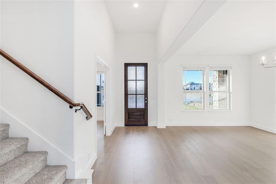 Spacious, unfurnished interior of a new home in Country Lakes Classic 60, Argyle (Image 28).